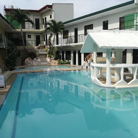 Richdel Hotel Resort Isla de Mactán Exterior foto