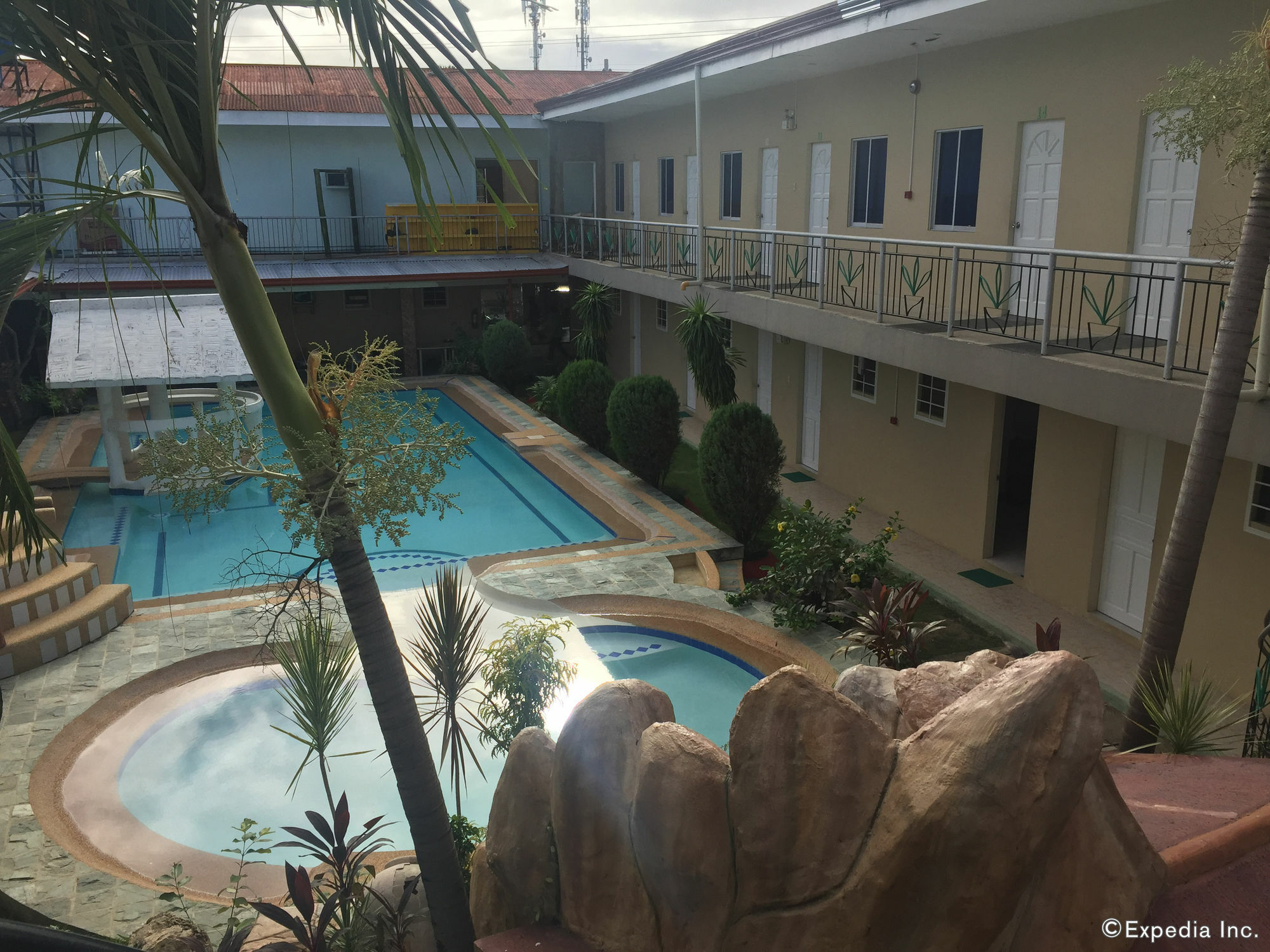 Richdel Hotel Resort Isla de Mactán Exterior foto